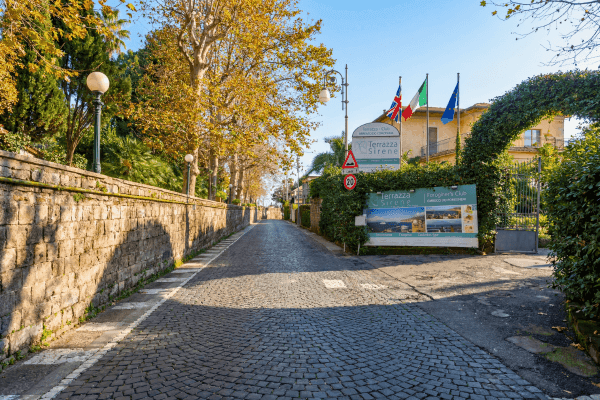 Via Luigi de Maio