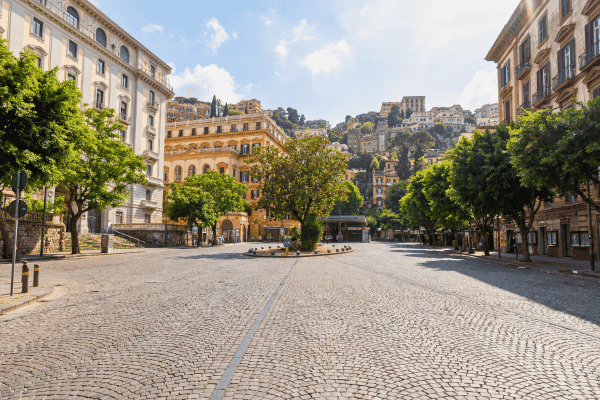 Via Partenope