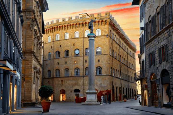Florence: Dark Mysteries & Legends Self-Guided Walking Tour
