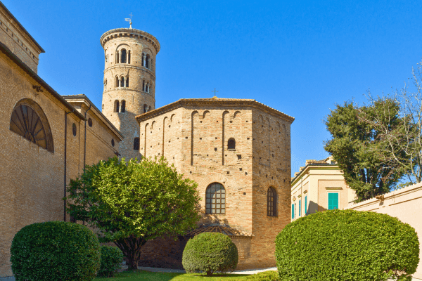 Battistero Neoniano
