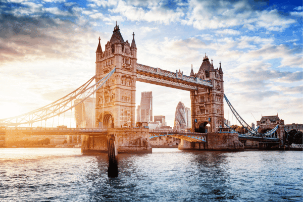 Self Guided Walking Tour London – Explore Historic Sights Your Way