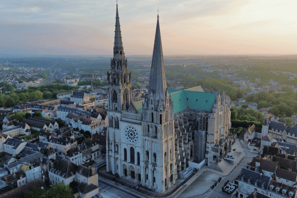 Visita a pie autoguiada de Chartres