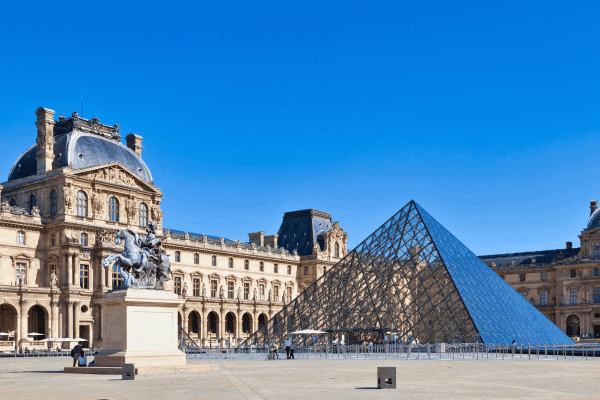 Explore el París de Napoleón: recorrido a pie autoguiado — image 2