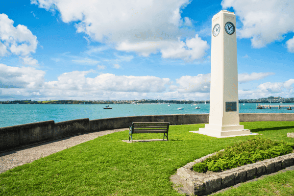 Tour a pie autoguiado por Devonport Auckland — image 4