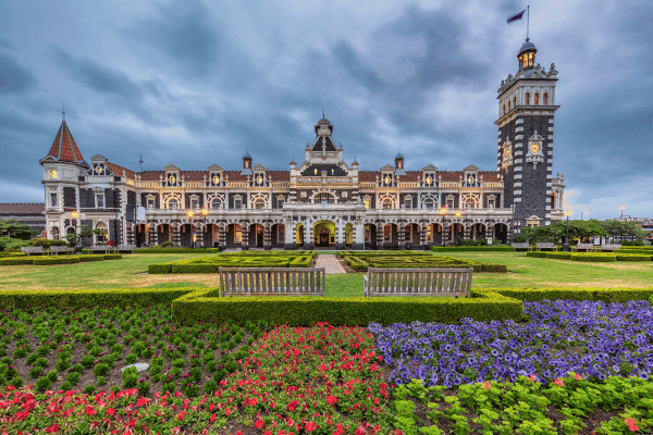 Visita autoguiada a pie por la ciudad arquitectónica de Dunedin