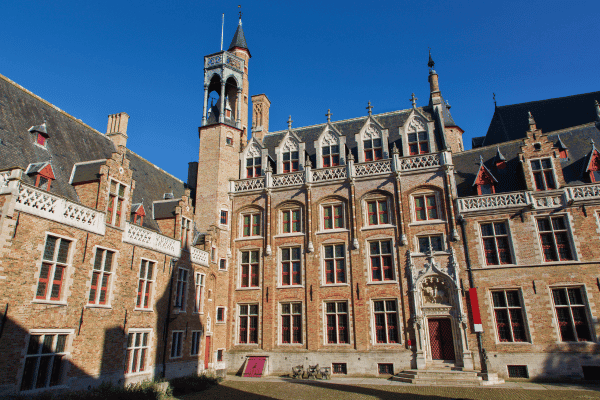 Huidenvettersplein