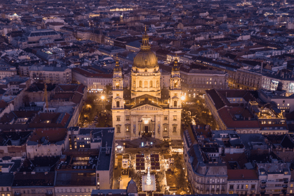 Visita autoguiada a pie de Navidad por Budapest — image 2