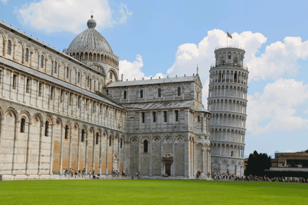 Tour a pie autoguiado de un día por Pisa — image 4
