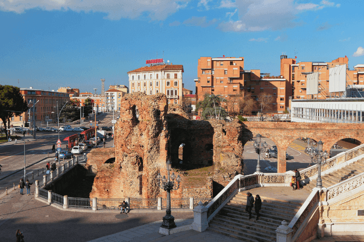 Tour a pie autoguiado por el centro de Bolonia — image 3
