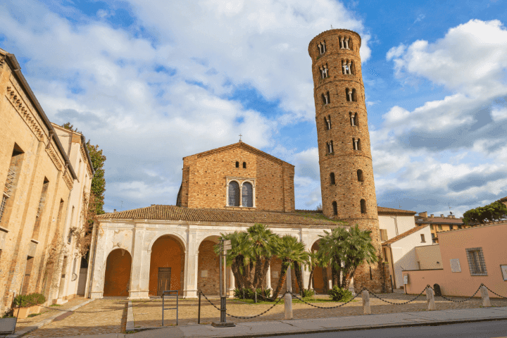 Tour a pie autoguiado por el patrimonio UNESCO de Rávena — image 4